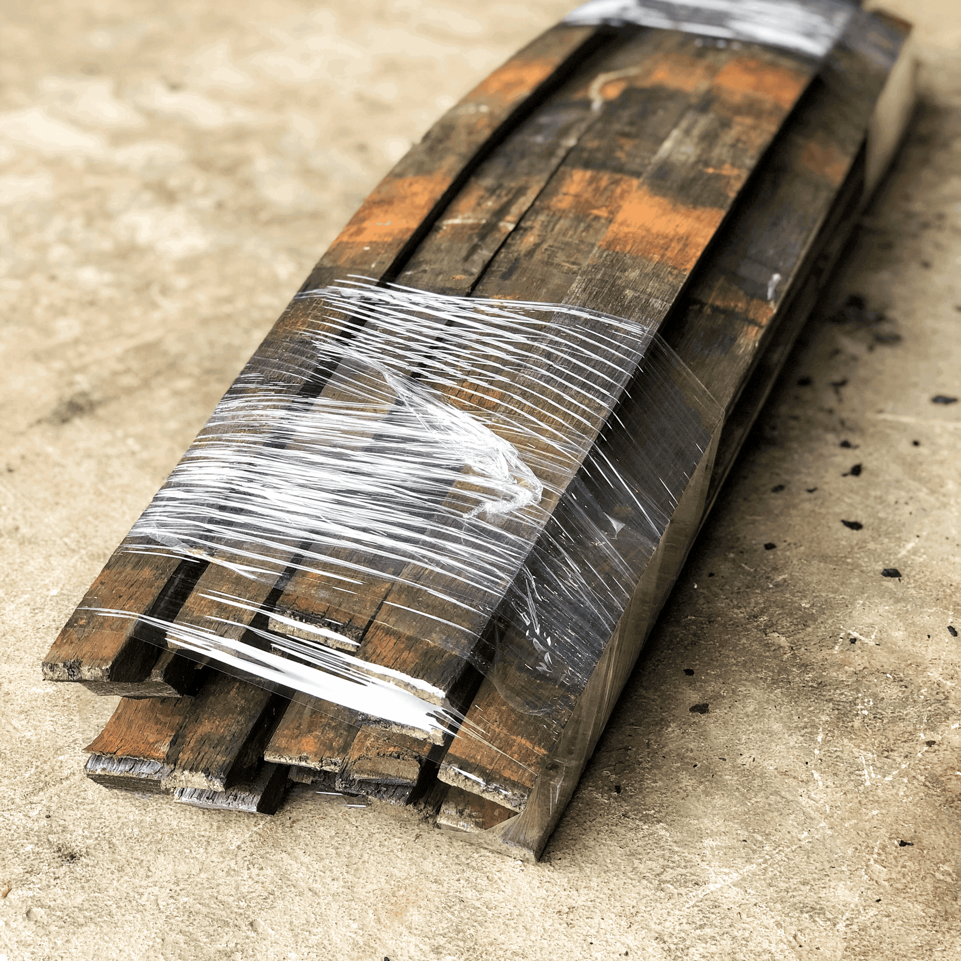Reclaimed Whiskey Oak Staves (Pack of 20 narrow) - The County Cooperage